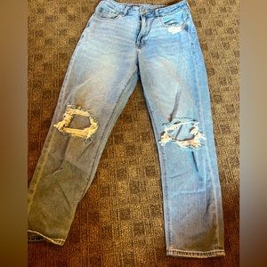 American Eagle mom jeans size 8 short